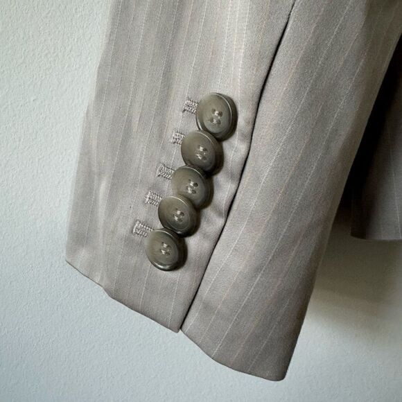 Ann Taylor Women's Two Button Notch Lapel Striped White & Gray Blazer Suit 14 - Picture 7 of 8